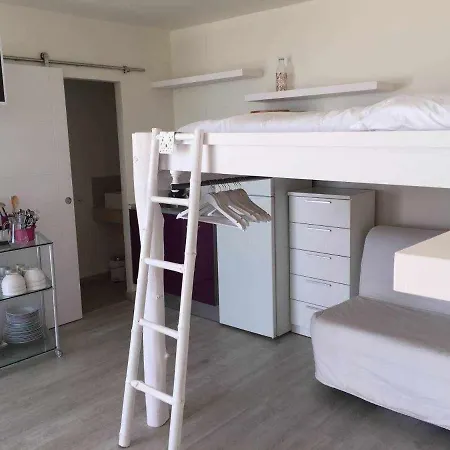 Apartment Ed Senses Infinity
